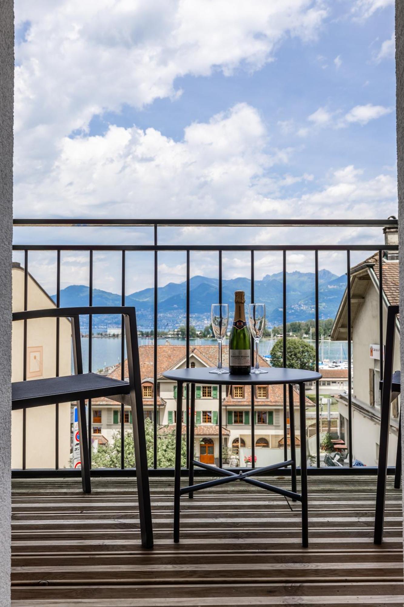 Aloha Chambres Port-Valais Dış mekan fotoğraf